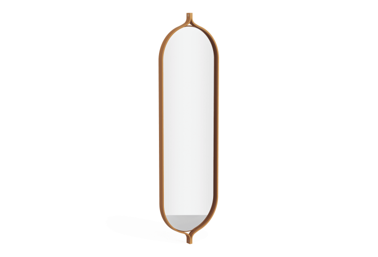 Comma mirror