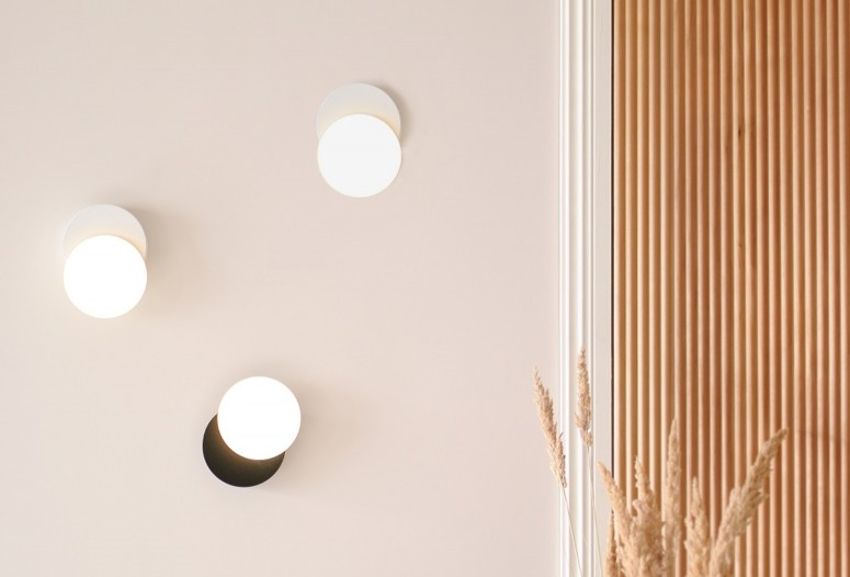 Dot 01